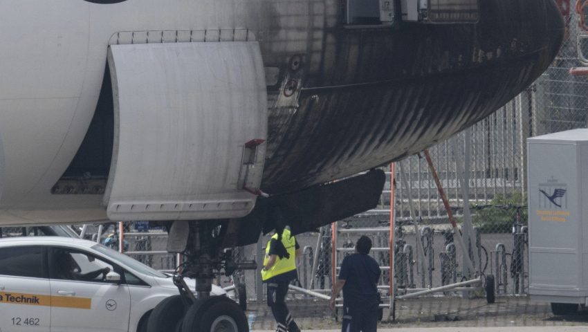 Alman Havayolu şirketi Lufthansa Büyük Tehlike Atlattı