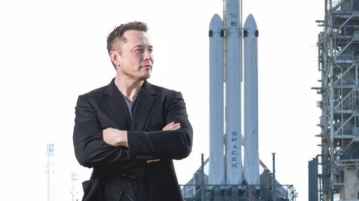 Elon Musk, Teksas’ta Kendine Özel Havaalanını İnşa Etmeyi Düşünüyor