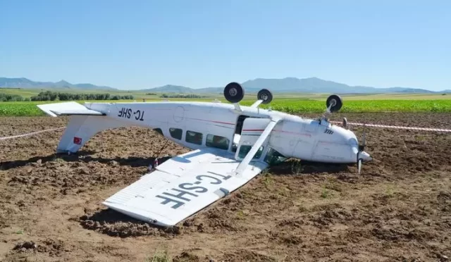 648197b54e3fe1193c09a5f8